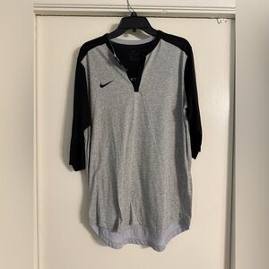 Nike Men's Casual Gray and Black Baseball T-shirt